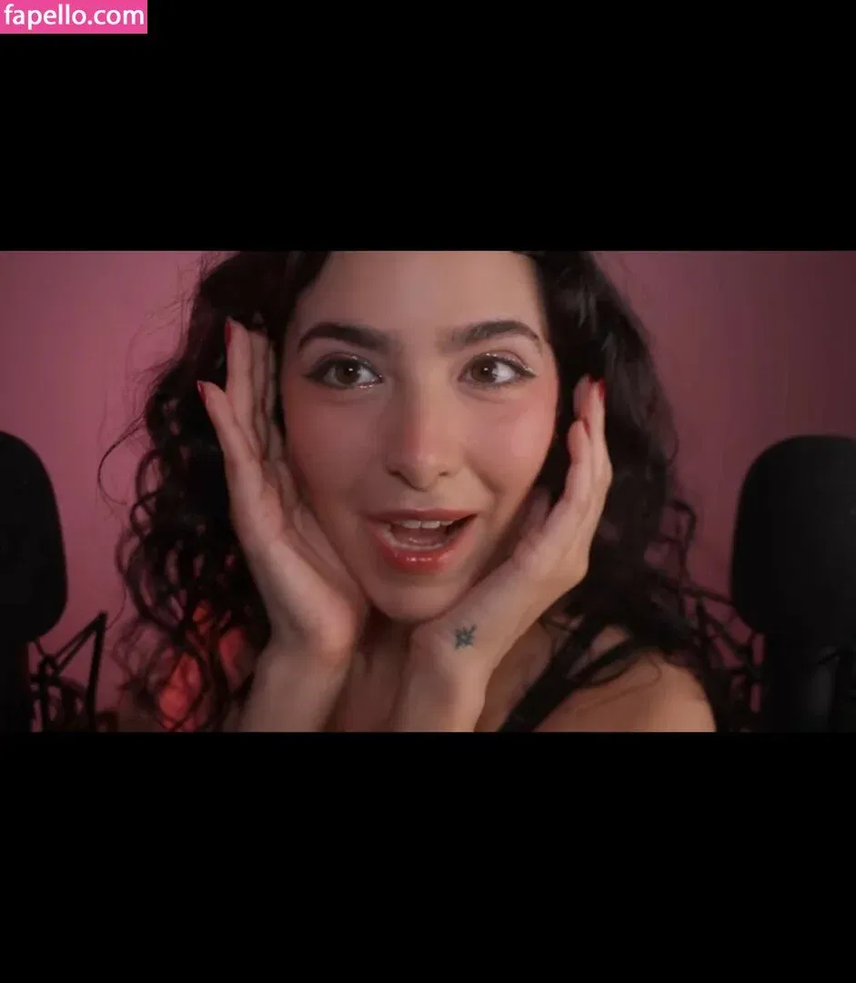 ASMR Glow Onlyfans Photo Gallery 