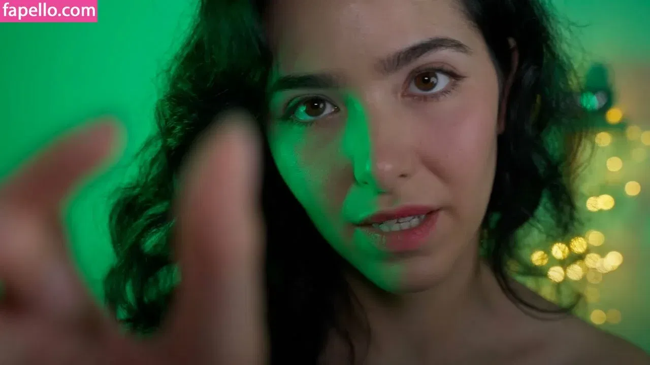 ASMR Glow Onlyfans Photo Gallery 