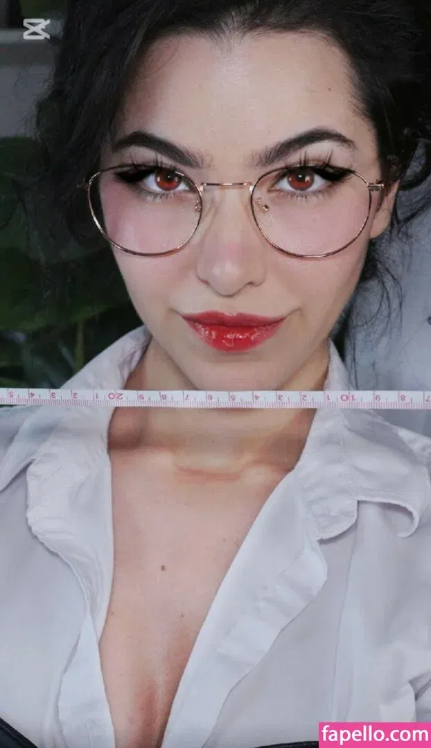 ASMR Glow Onlyfans Photo Gallery 