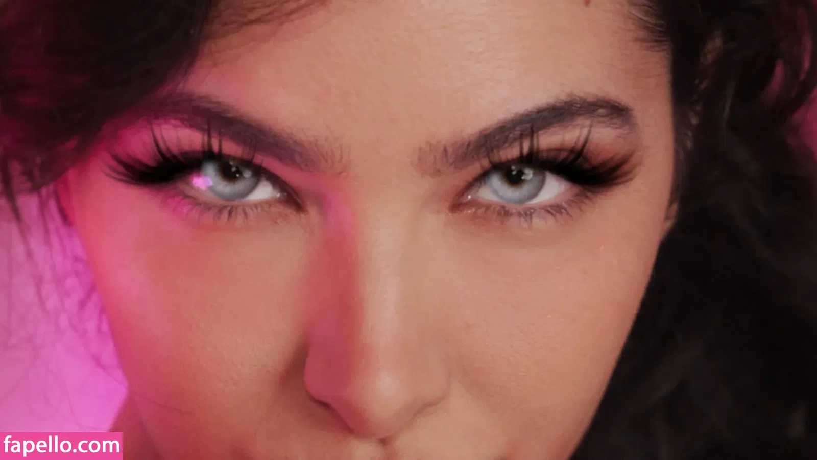 ASMR Glow Onlyfans Photo Gallery 