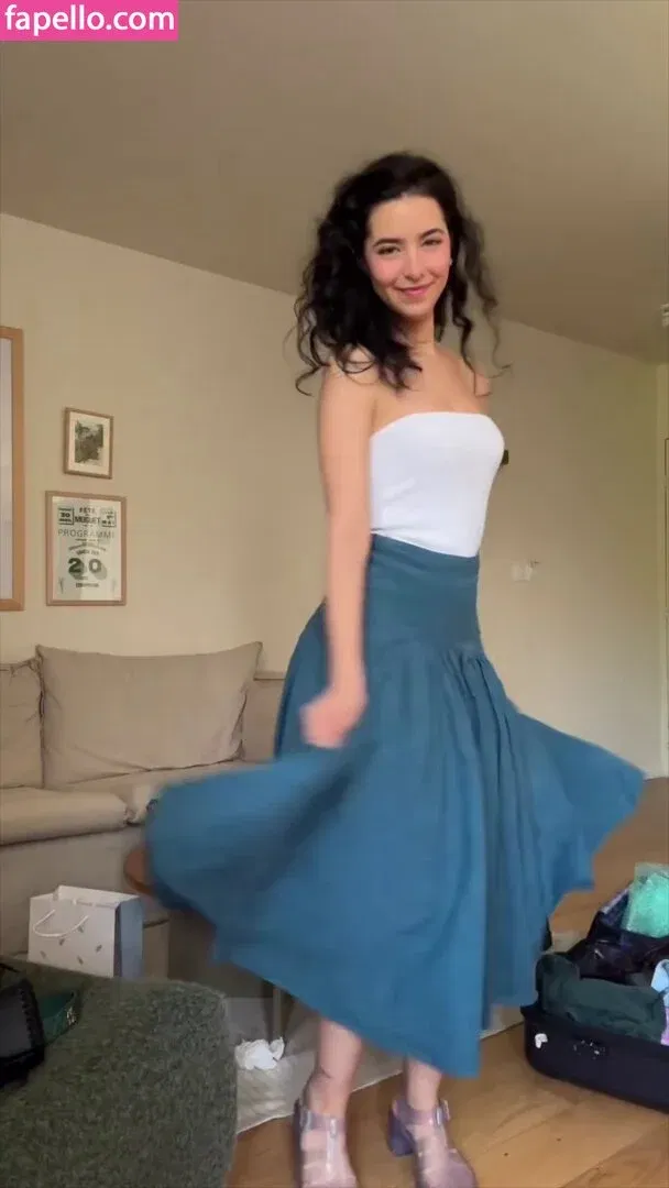 ASMR Glow Onlyfans Photo Gallery 