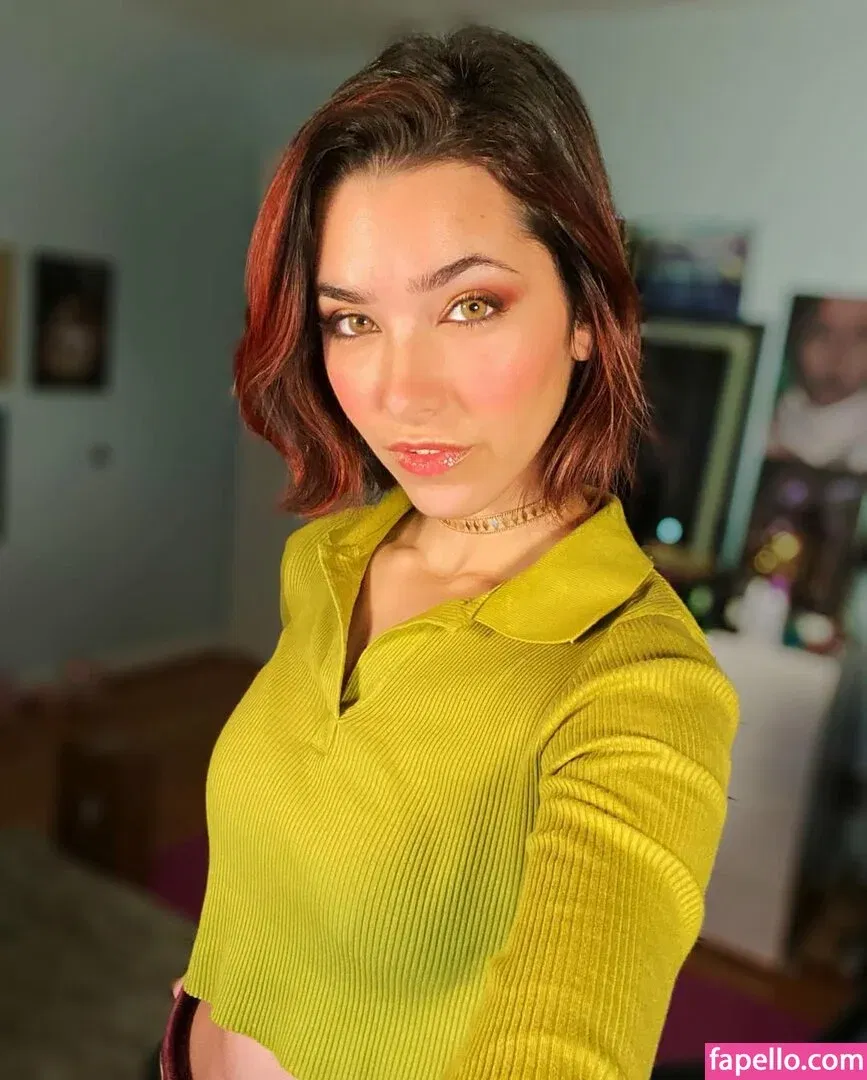 ASMR Glow Onlyfans Photo Gallery 