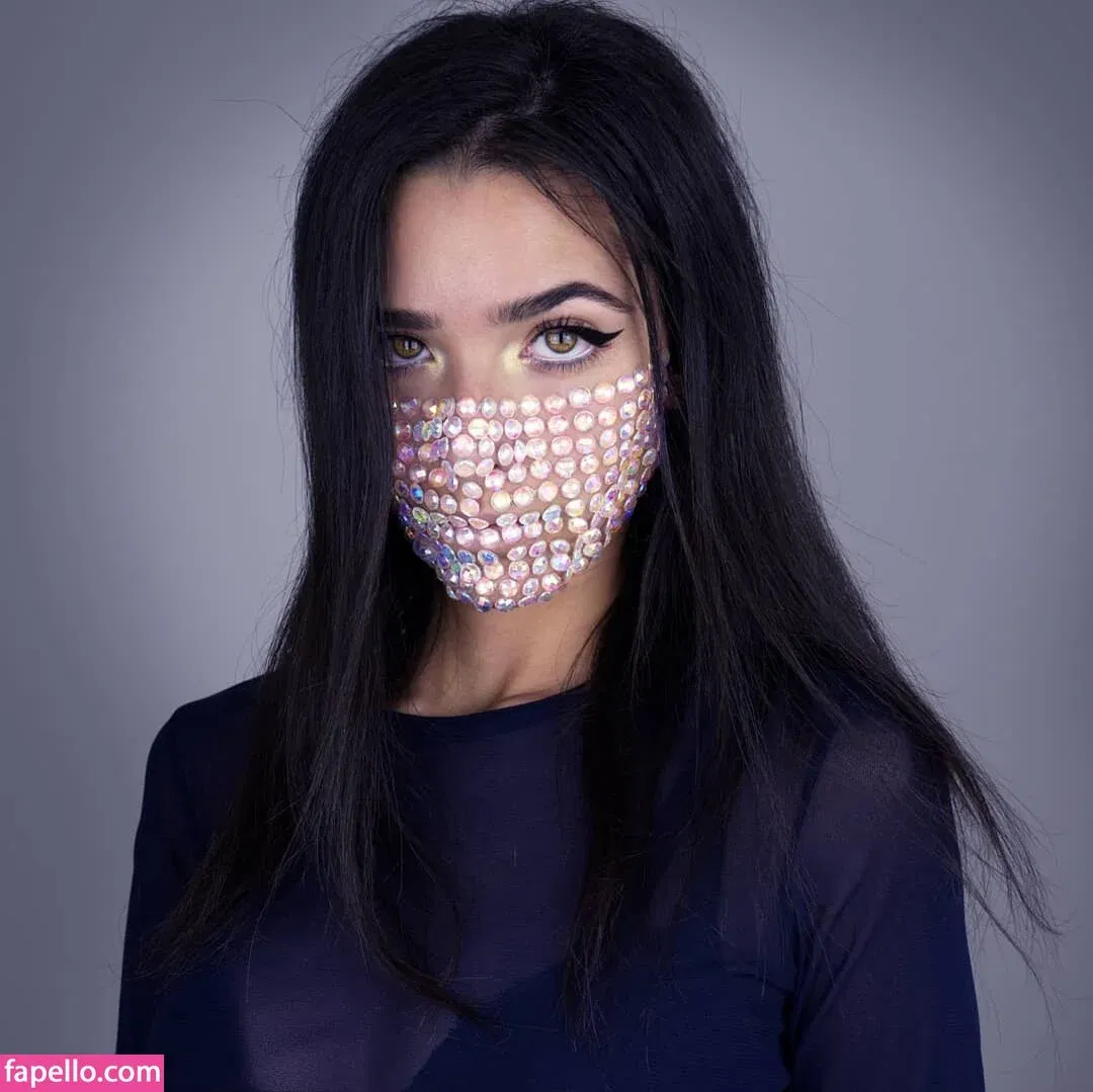 ASMR Glow Onlyfans Photo Gallery 