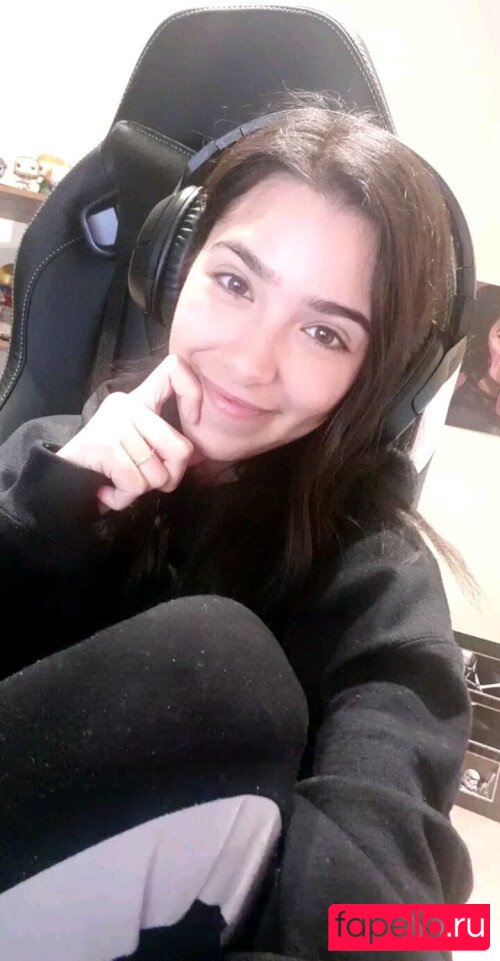 ASMR Glow Onlyfans Photo Gallery 