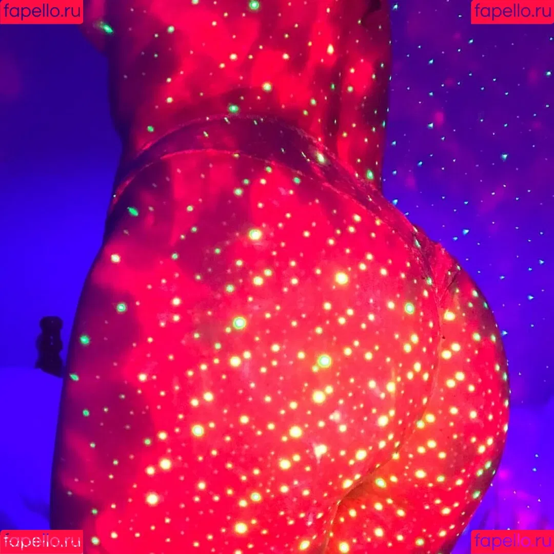 Venus Energy Onlyfans Photo Gallery 