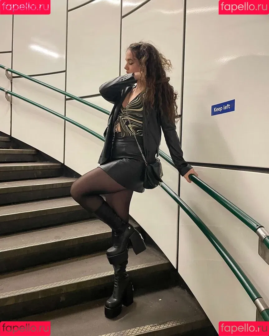 Venus Energy Onlyfans Photo Gallery 