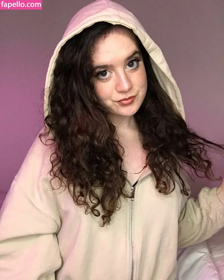 Venus Energy Onlyfans Photo Gallery 