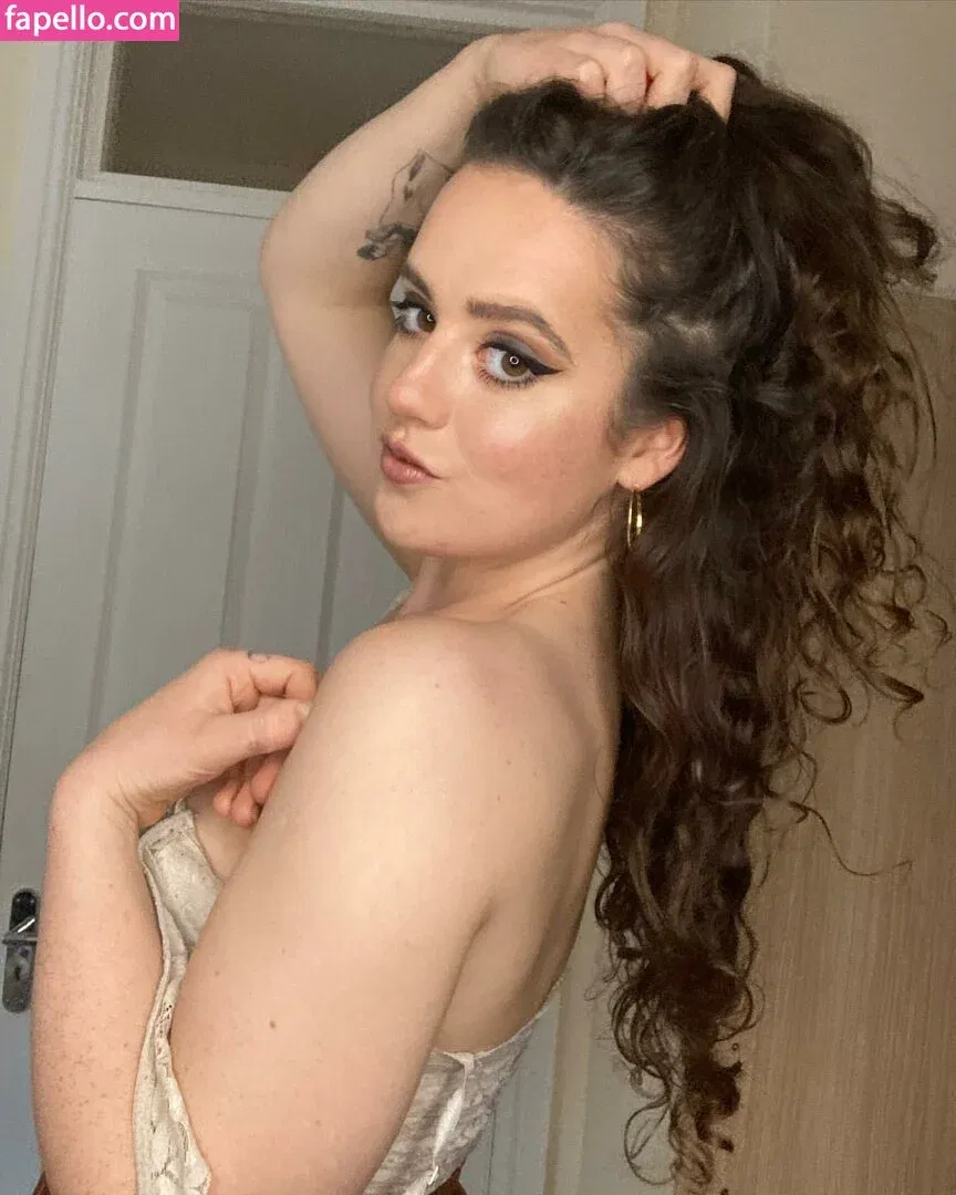 Venus Energy Onlyfans Photo Gallery 