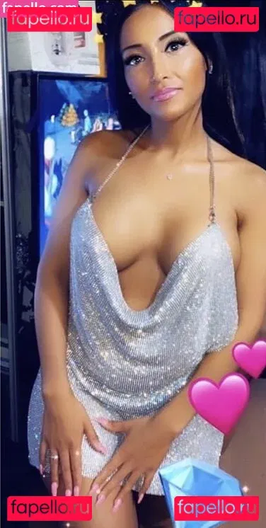 karmmah Onlyfans Photo Gallery 