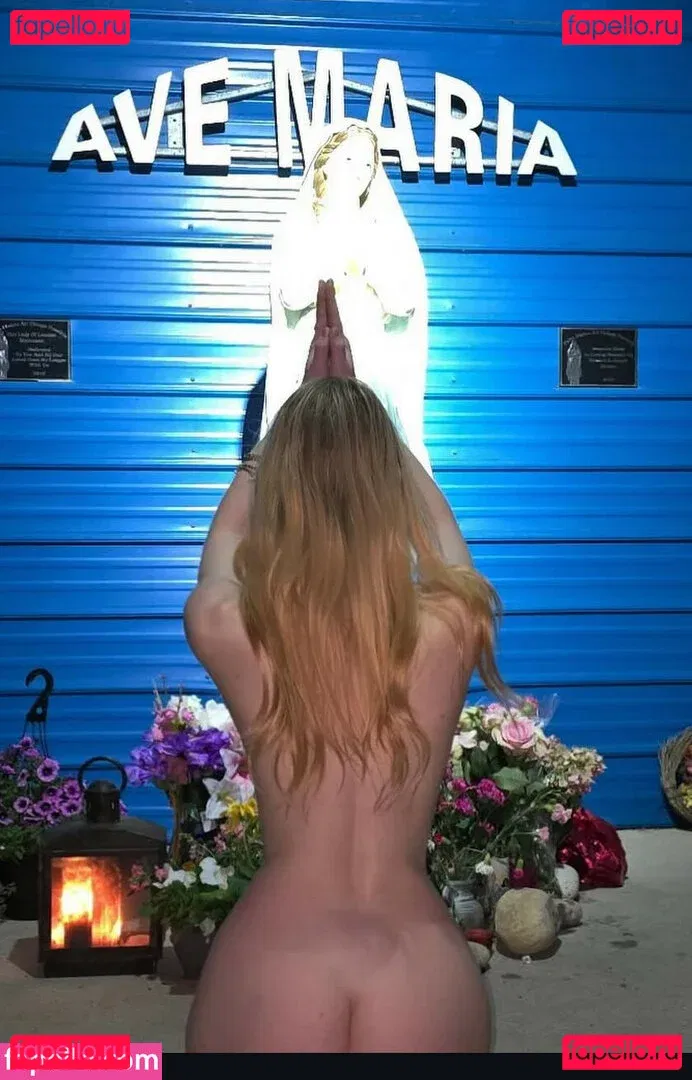 Universal Angel Onlyfans Photo Gallery 