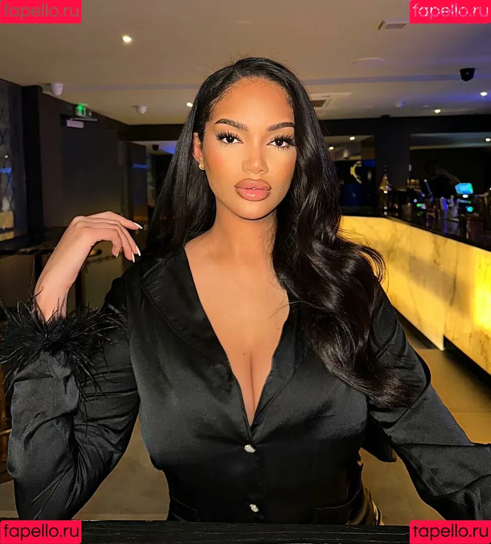 Carina Griff Onlyfans Photo Gallery 