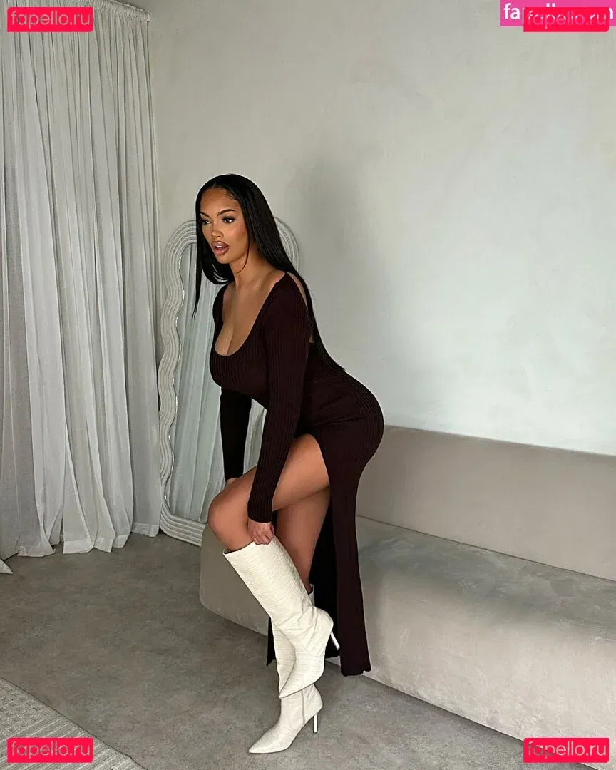 Carina Griff Onlyfans Photo Gallery 