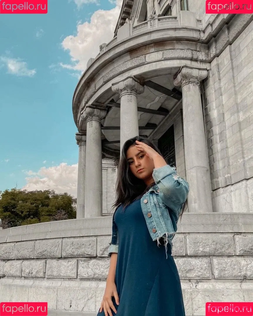 Danahe Vasquez Onlyfans Photo Gallery 
