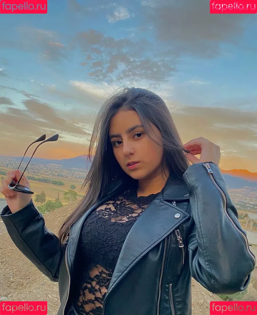 Danahe Vasquez Onlyfans Photo Gallery 