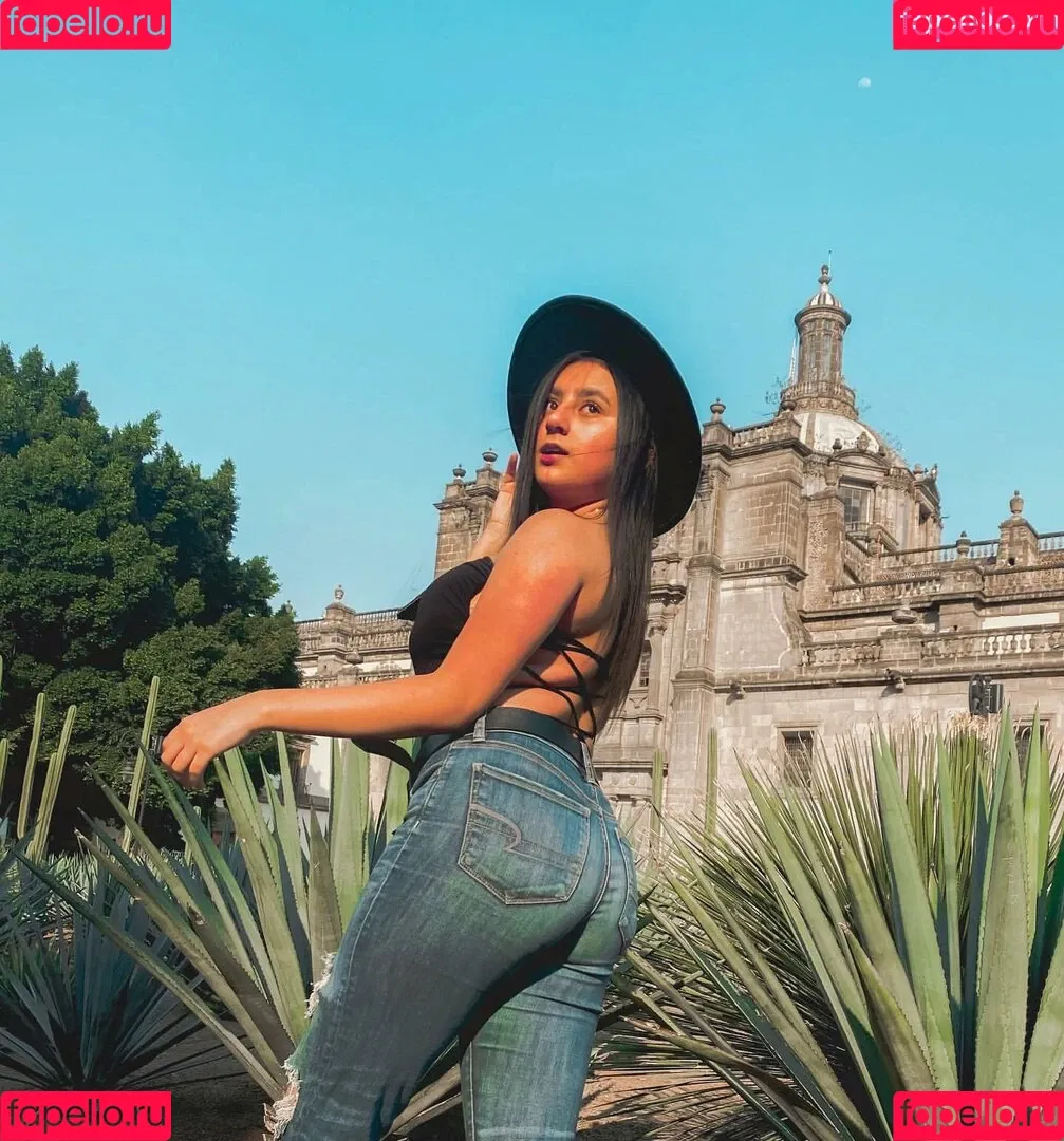 Danahe Vasquez Onlyfans Photo Gallery 