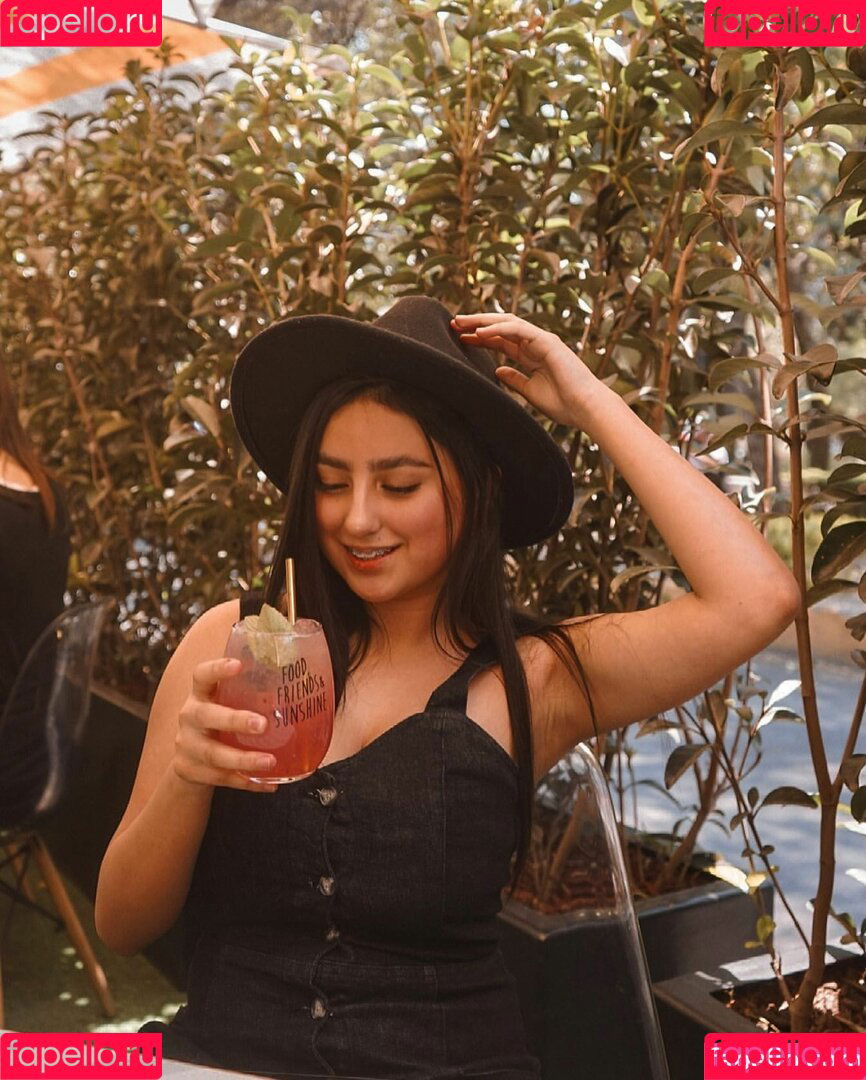 Danahe Vasquez Onlyfans Photo Gallery 