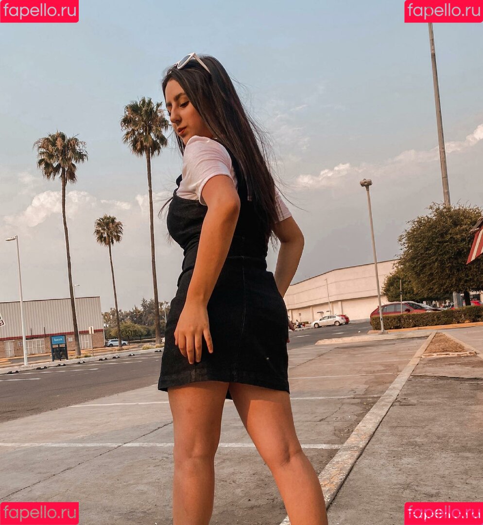 Danahe Vasquez Onlyfans Photo Gallery 