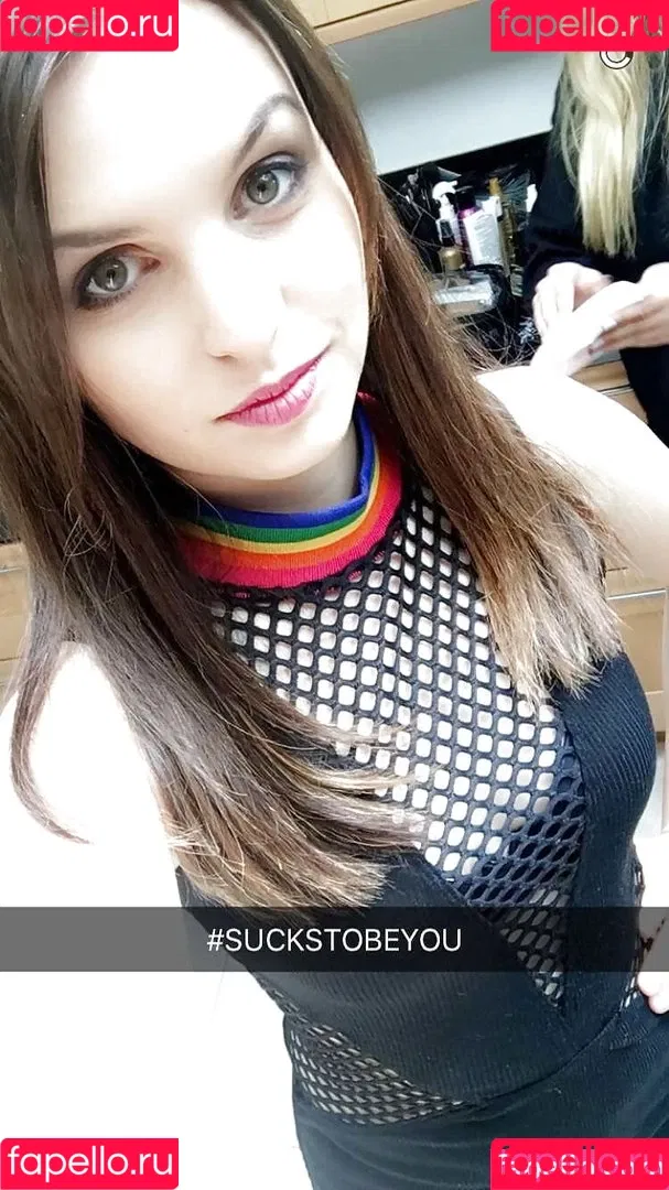 Emma Blackery Onlyfans Photo Gallery 