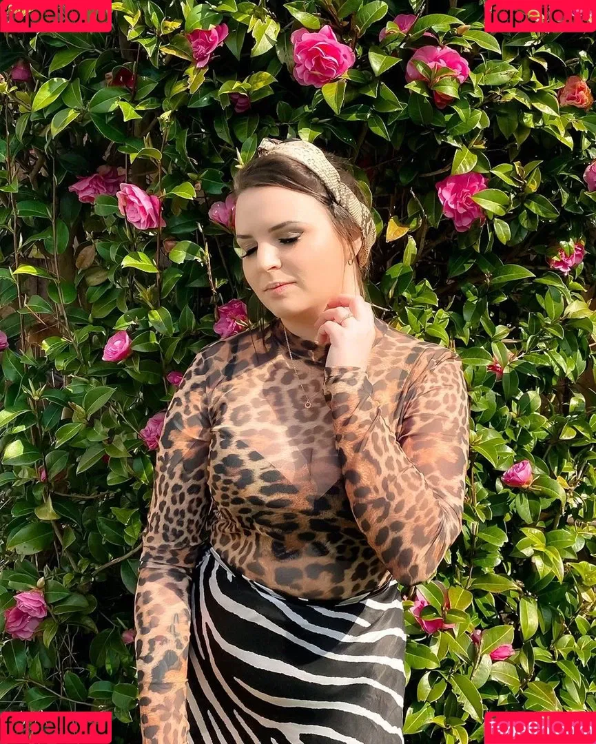 Emma Blackery Onlyfans Photo Gallery 