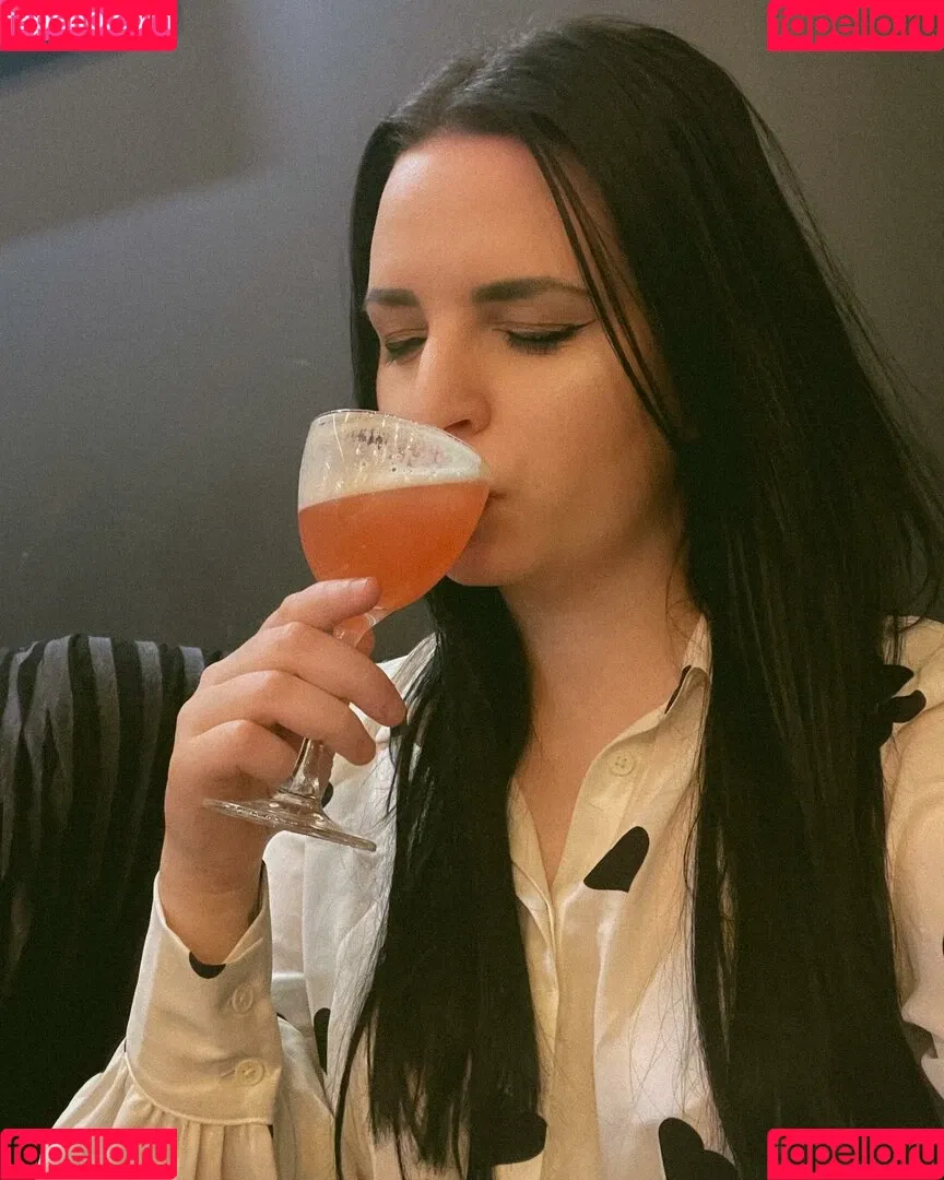 Emma Blackery Onlyfans Photo Gallery 