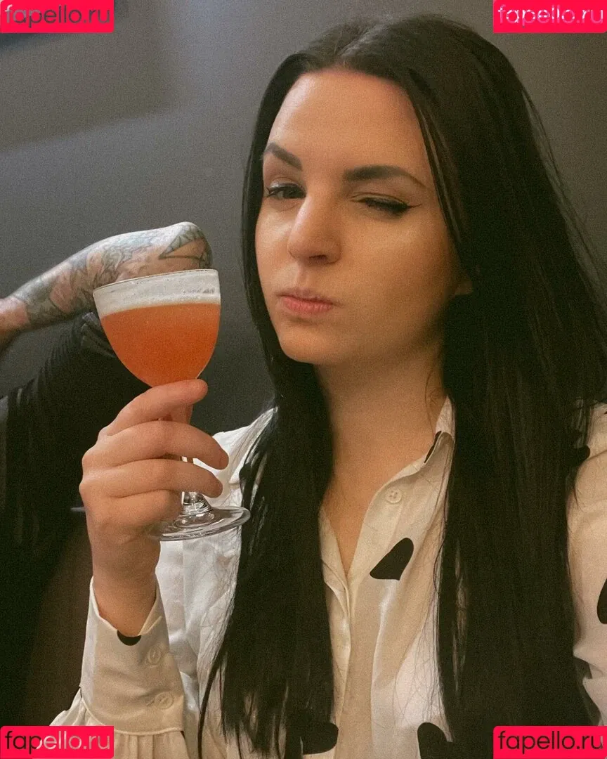 Emma Blackery Onlyfans Photo Gallery 