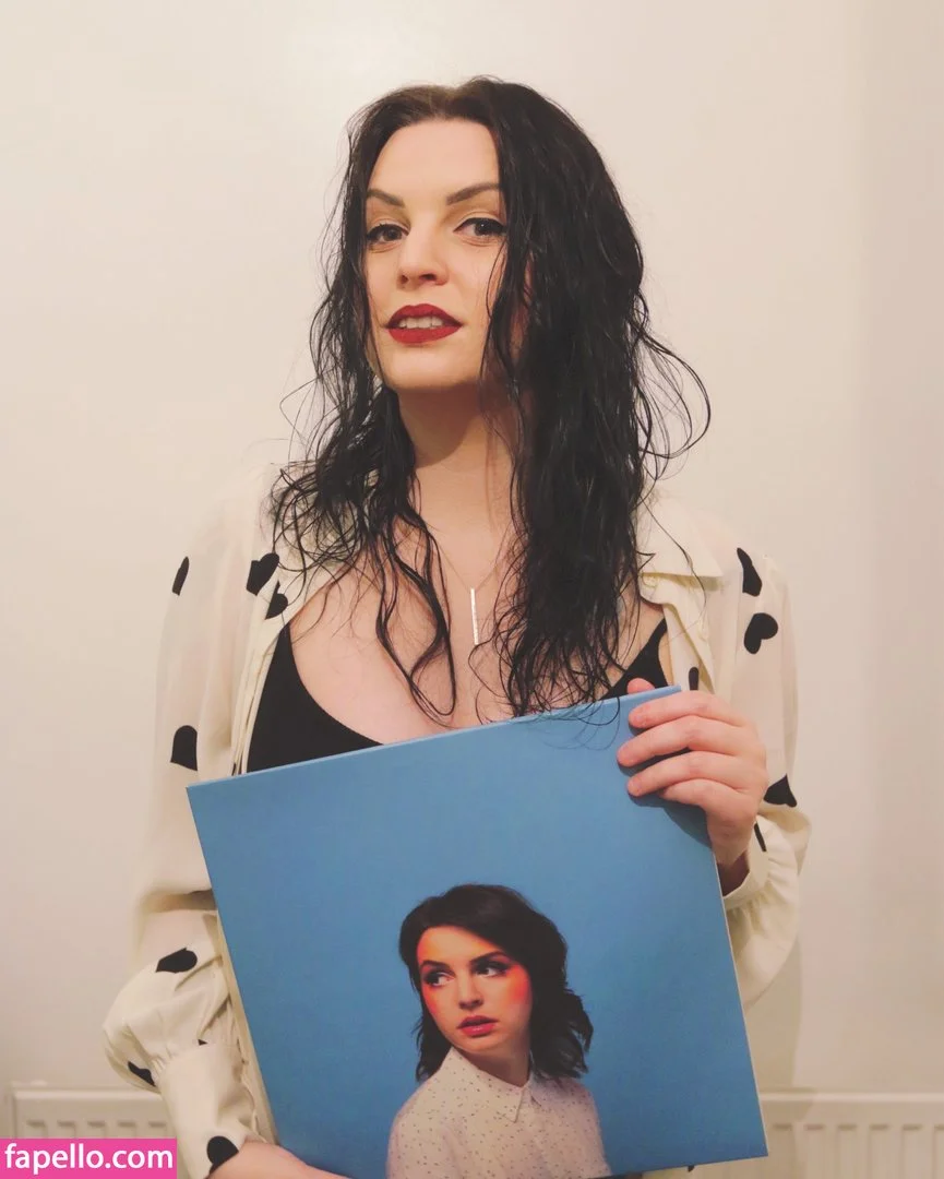 Emma Blackery Onlyfans Photo Gallery 