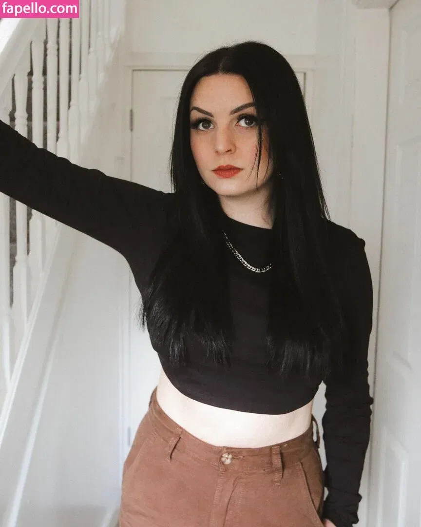 Emma Blackery Onlyfans Photo Gallery 