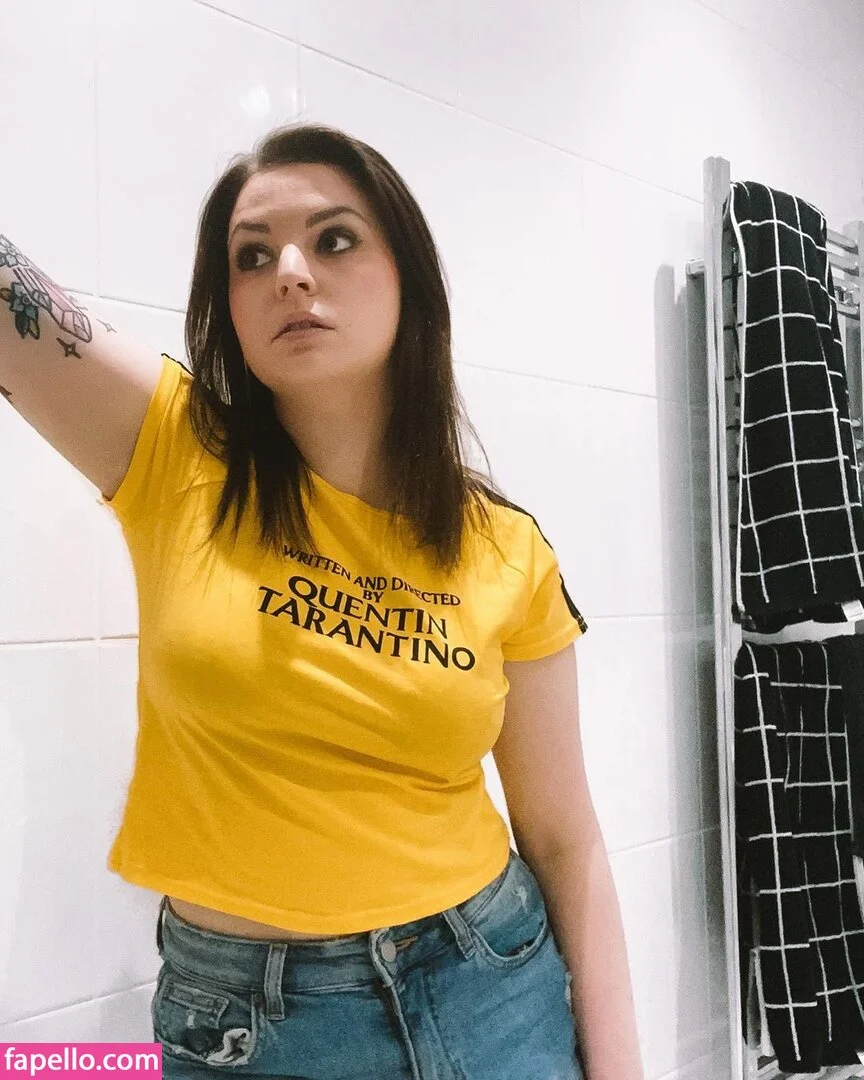 Emma Blackery Onlyfans Photo Gallery 