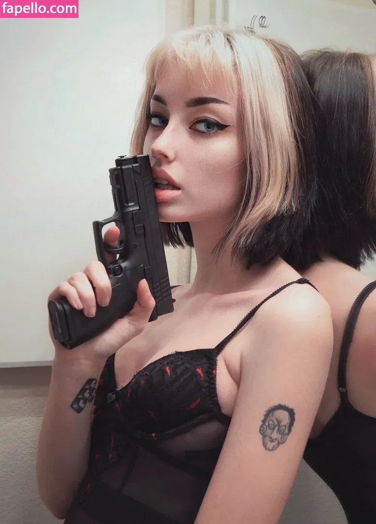 Arisa Vurr Onlyfans Photo Gallery 