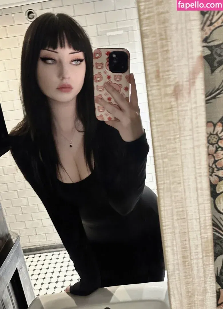 Arisa Vurr Onlyfans Photo Gallery 