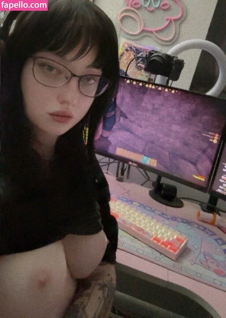 Arisa Vurr Onlyfans Photo Gallery 