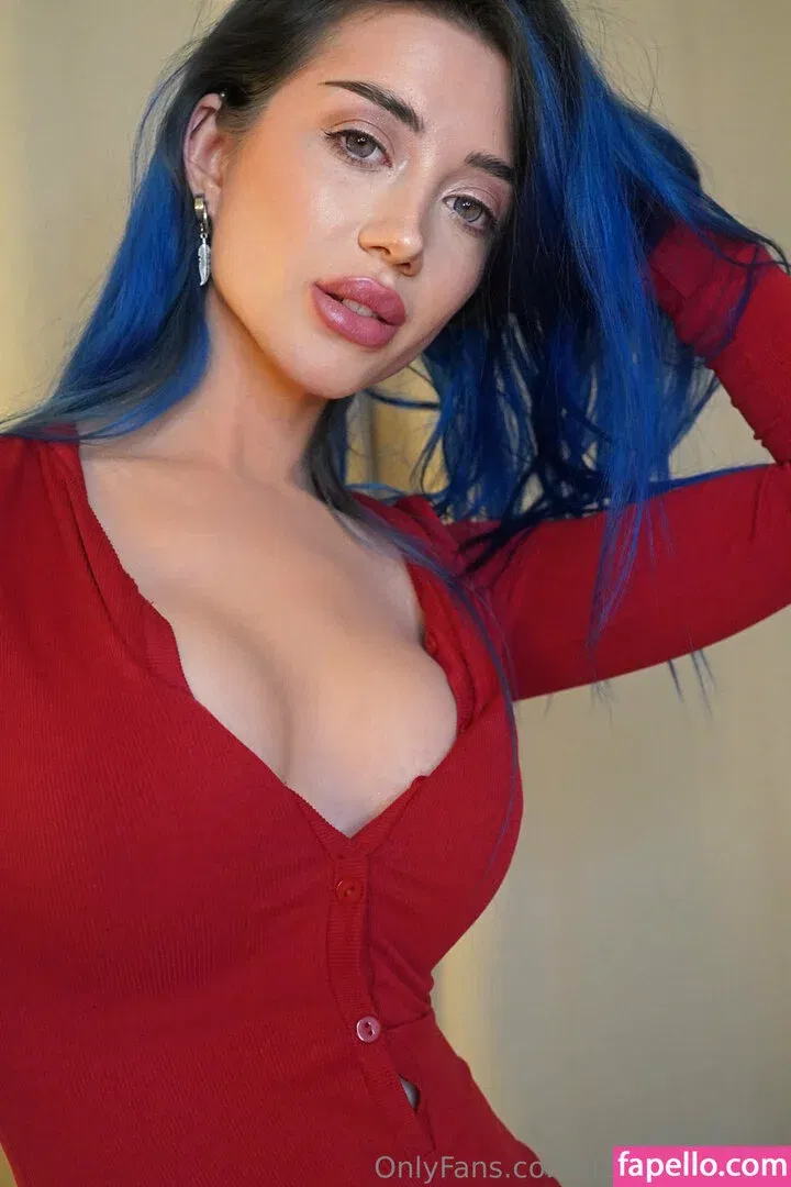 Lizzie Le Strange Onlyfans Photo Gallery 