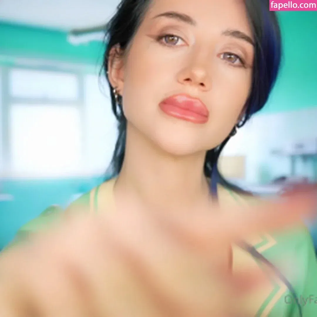 Lizzie Le Strange Onlyfans Photo Gallery 