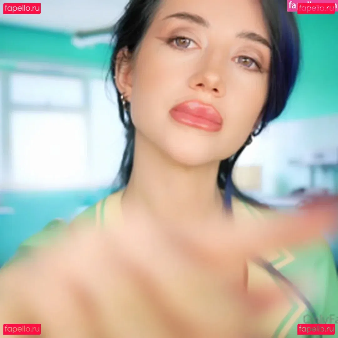 Lizzie Le Strange Onlyfans Photo Gallery 