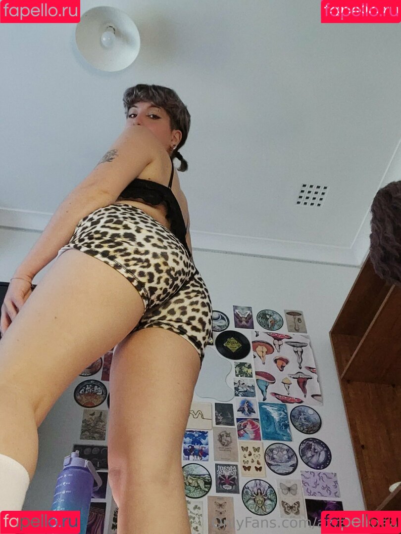 azramedea Onlyfans Photo Gallery 