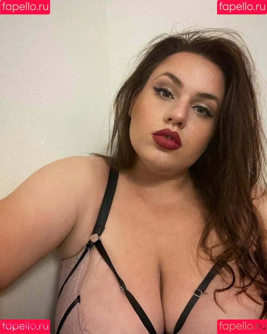 Babu Vale Onlyfans Photo Gallery 
