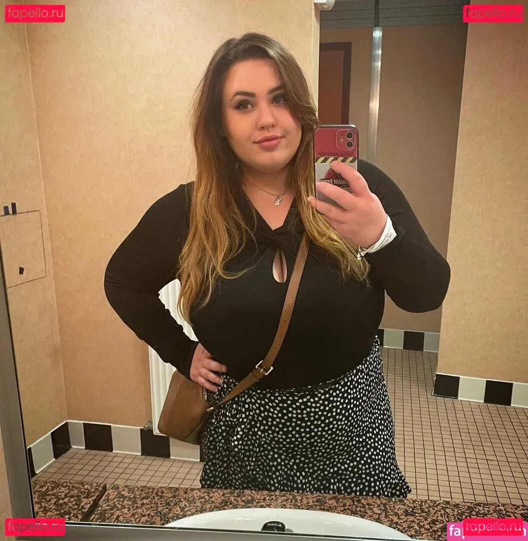 Babu Vale Onlyfans Photo Gallery 