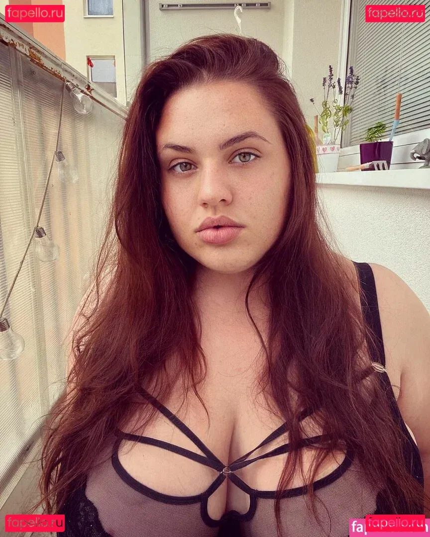 Babu Vale Onlyfans Photo Gallery 