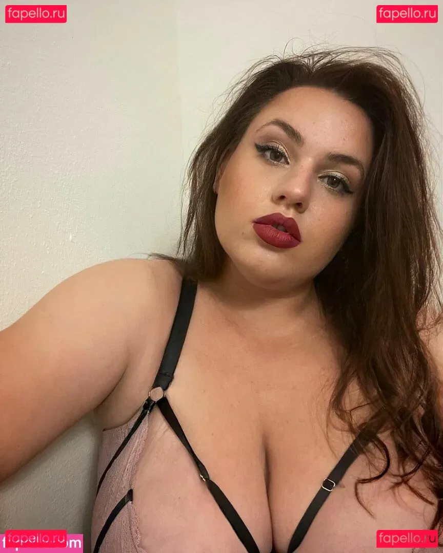 Babu Vale Onlyfans Photo Gallery 