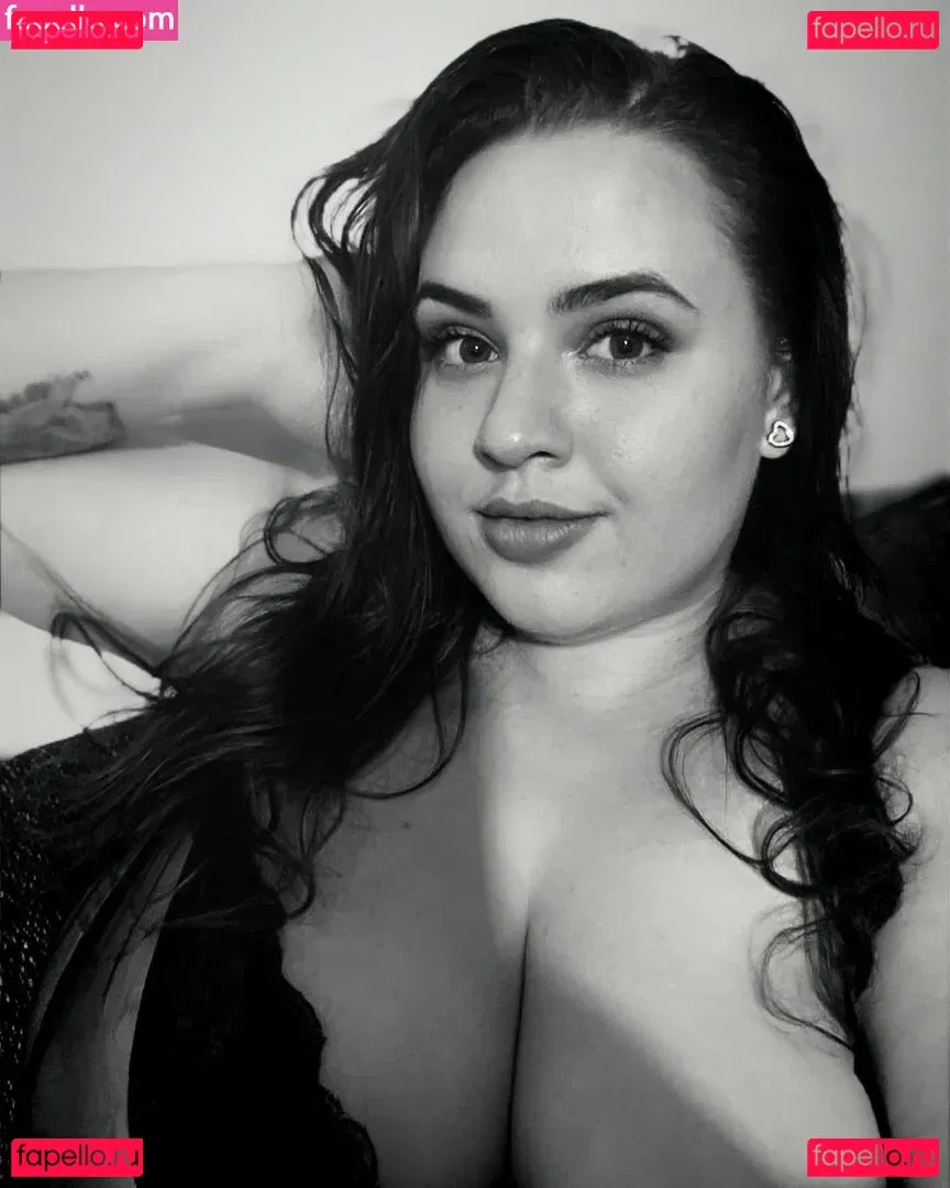 Babu Vale Onlyfans Photo Gallery 