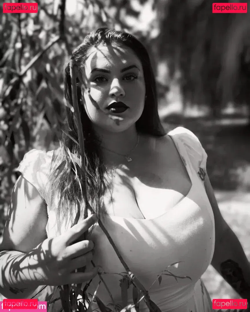 Babu Vale Onlyfans Photo Gallery 