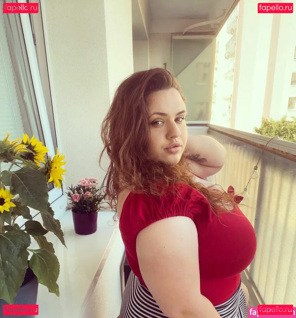 Babu Vale Onlyfans Photo Gallery 