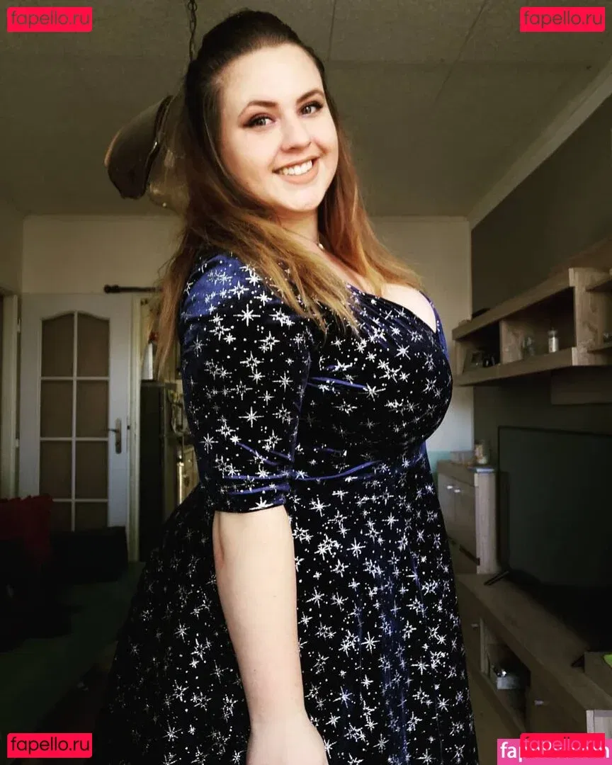 Babu Vale Onlyfans Photo Gallery 