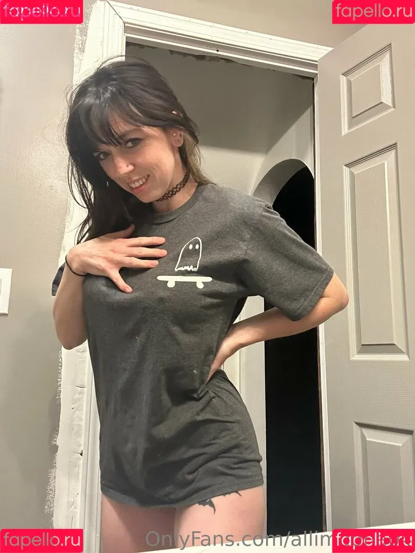 allimoona04 Onlyfans Photo Gallery 