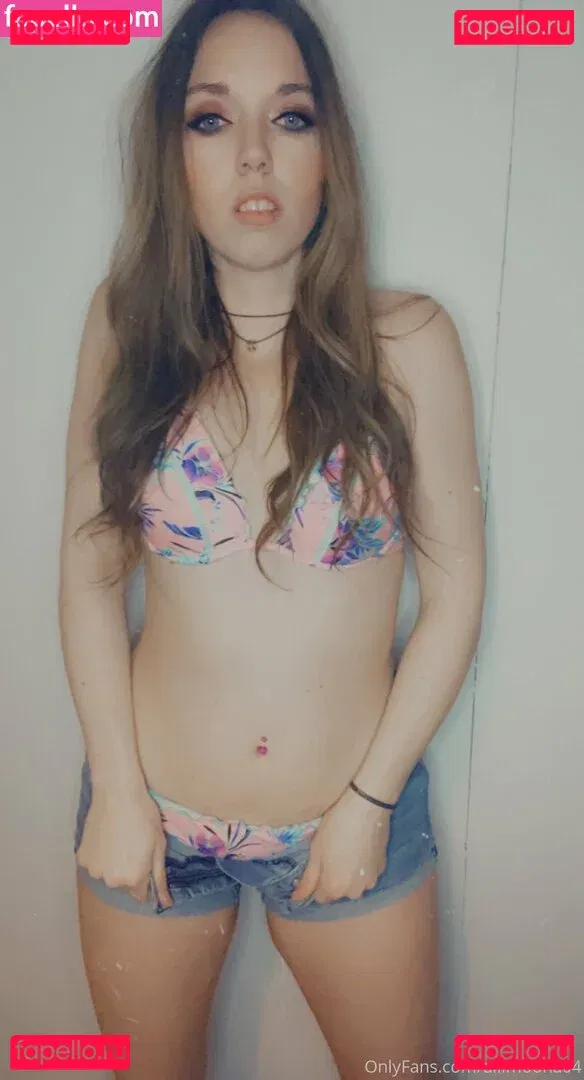 allimoona04 Onlyfans Photo Gallery 