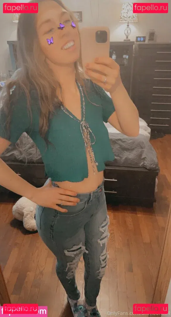 allimoona04 Onlyfans Photo Gallery 