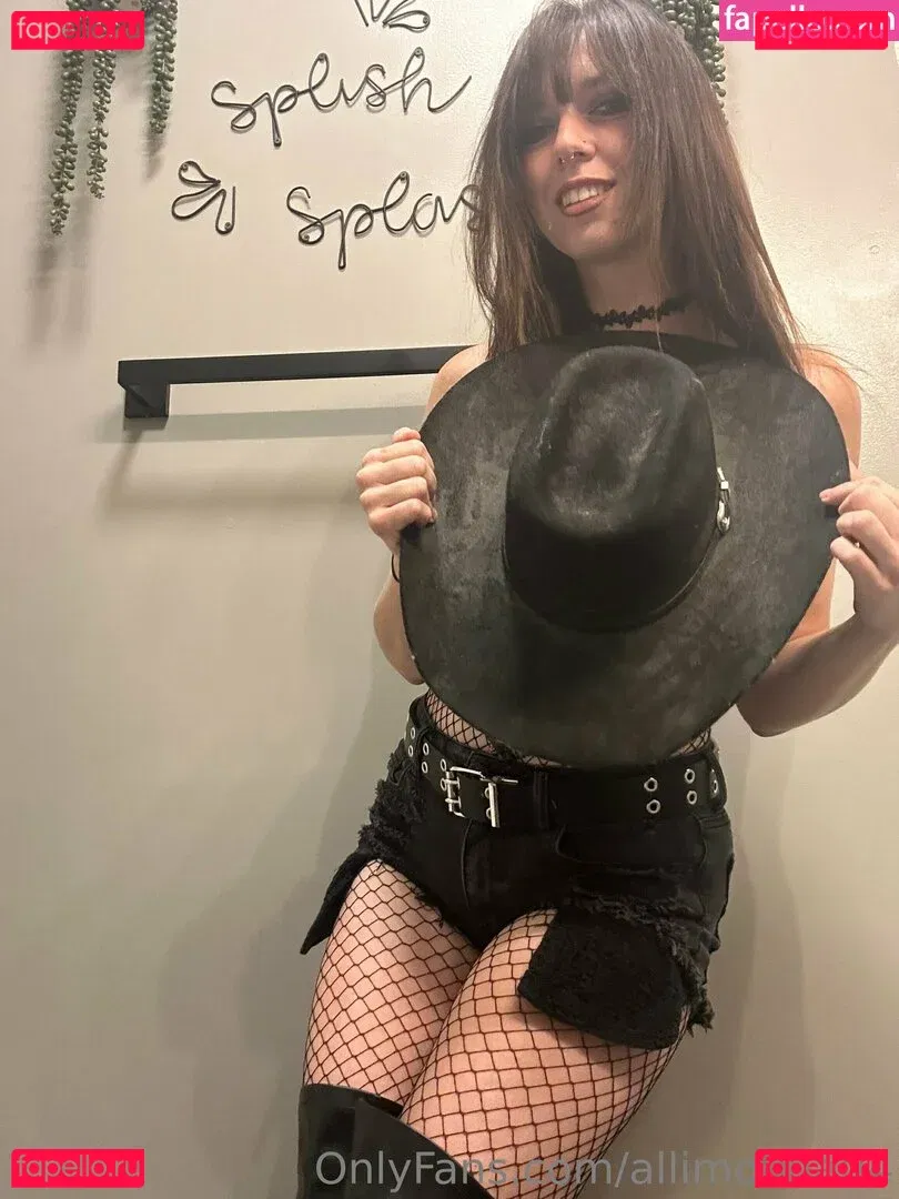 allimoona04 Onlyfans Photo Gallery 