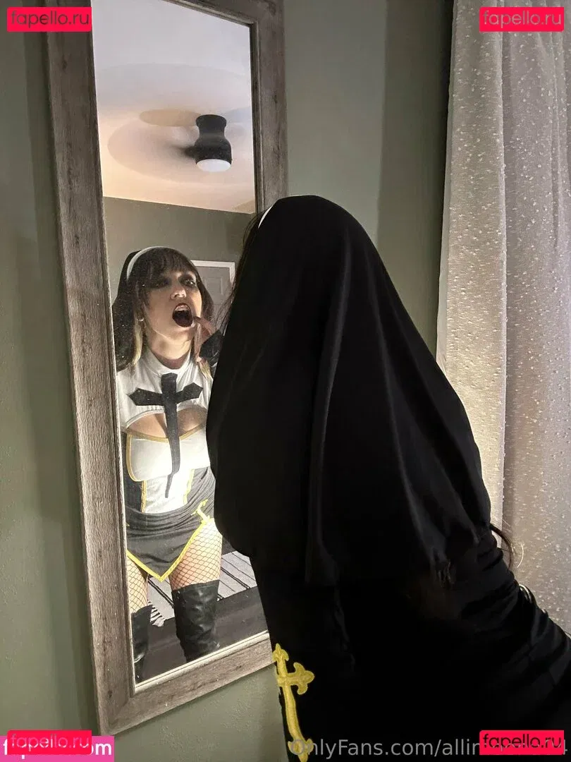 allimoona04 Onlyfans Photo Gallery 