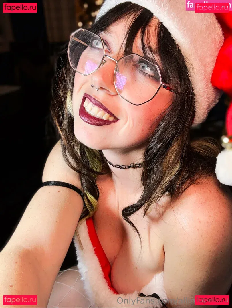 allimoona04 Onlyfans Photo Gallery 