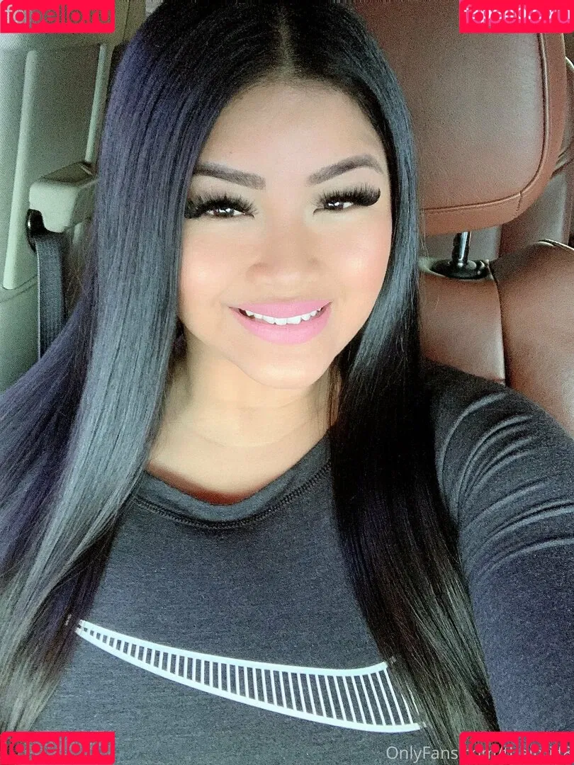 wildasianflower Onlyfans Photo Gallery 